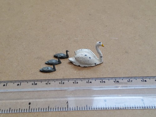 1960s Britains Hollowcast Lead Swan & Signets