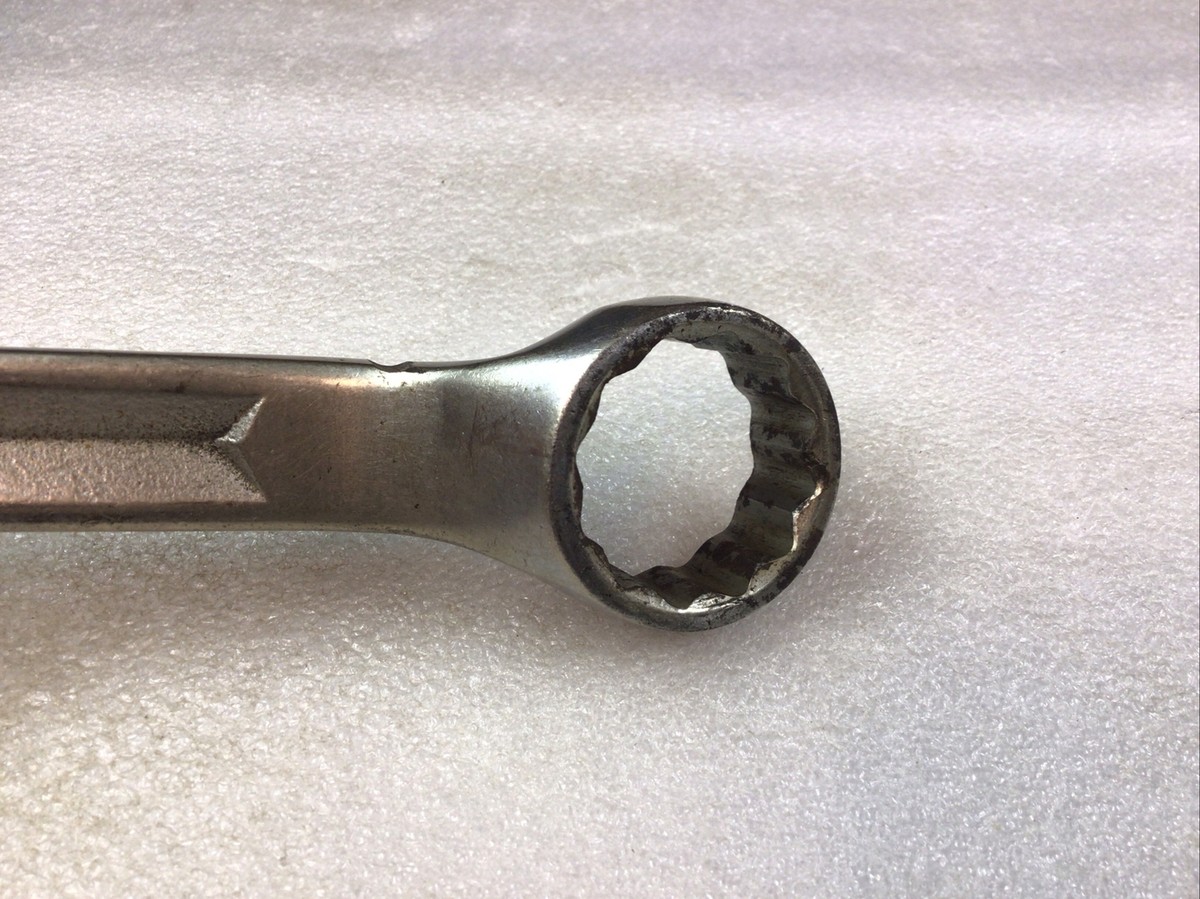 SNAP ON#XV3236 - 1” & 1-1/8”, SAE, 12Pt., Double Box End Wrench