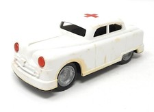 Lemez Friction Car Sedan Red Cross Ambulance Vintage Hungary Rapid plastic 4,5"