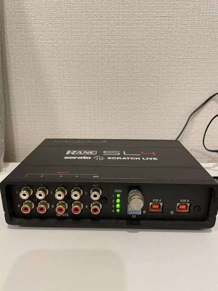 RANE SCRATCH LIVE SL4 Digital DJ System Audio Interface Serato Full Set Vinyl CD