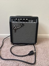 Fender Frontman 10G 10-Watt Guitar Amplifier - Black. Output Jack Included.