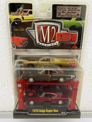 Castline M2 Maschines Auto-Lift ''1970 Dodge Super Bee'' 09-06. Scale 1:64 8+