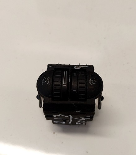 Volkswagen Golf 2006 Headlight Range Control Light Controller Ligh #2811227-61