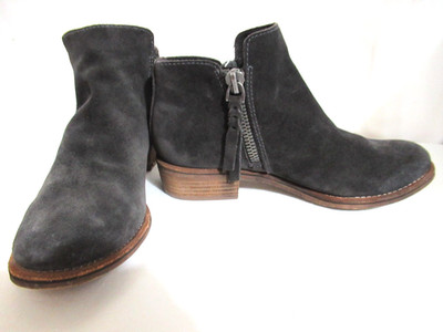 Dolce Vita Women's Size 7.5 Sutton Gray Suede Leather Ankle Boots Double Zip