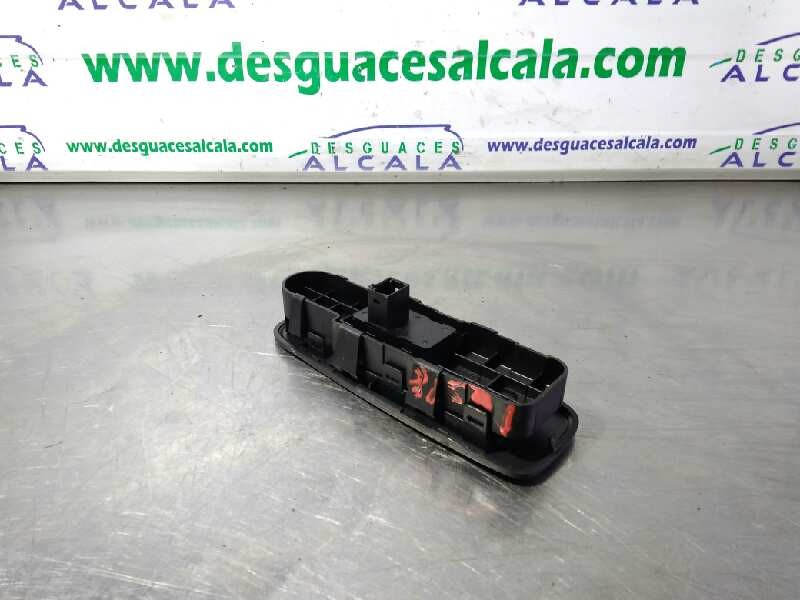 Photo 2/4