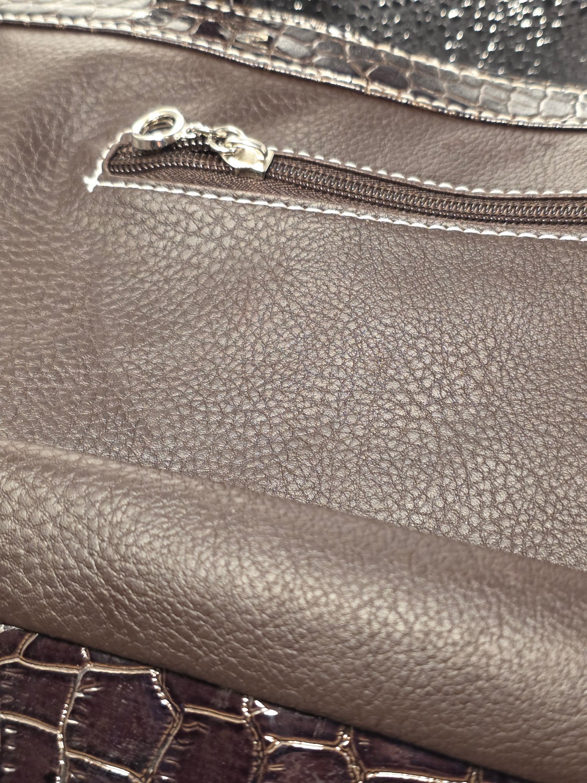 Multicolor Patchwork Tote Bag With AnAlligator/Sn… - image 6