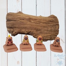 NWT CAPYBARA CUTE MULTICOLOR MOBILE DESKTOP DECORATION PHONE HOLDER STAND