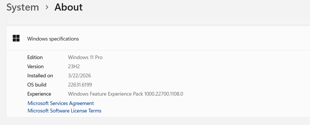 Dell Latitude 5500, 15.6-Inch Laptop, with Intel Core i5-8265U, 128 GB SSD (Solid State Drive), Windows 11 Pro