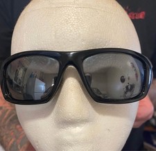 Men's Pre-Owned Oakley Valve 12-837 Black 60-16-133