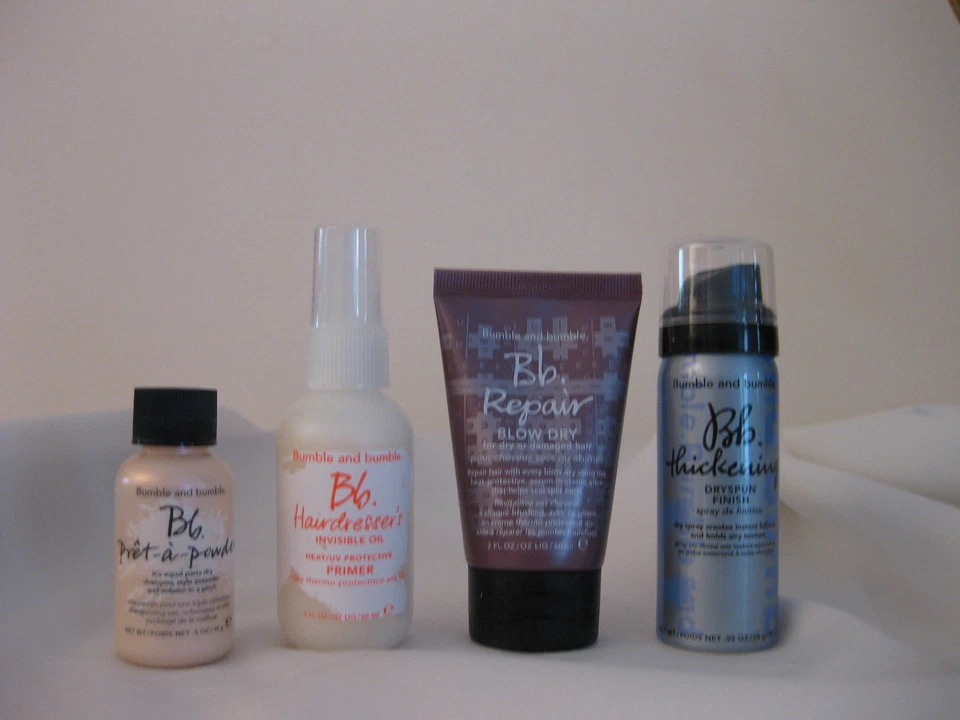 JUEGO DE VIAJE DE 4 PIEZAS BUMBLE AND BUMBLE ALGUNAS DE NUESTRAS COSAS FAVORITAS NUEVO EN CAJA Foto 2 de 2