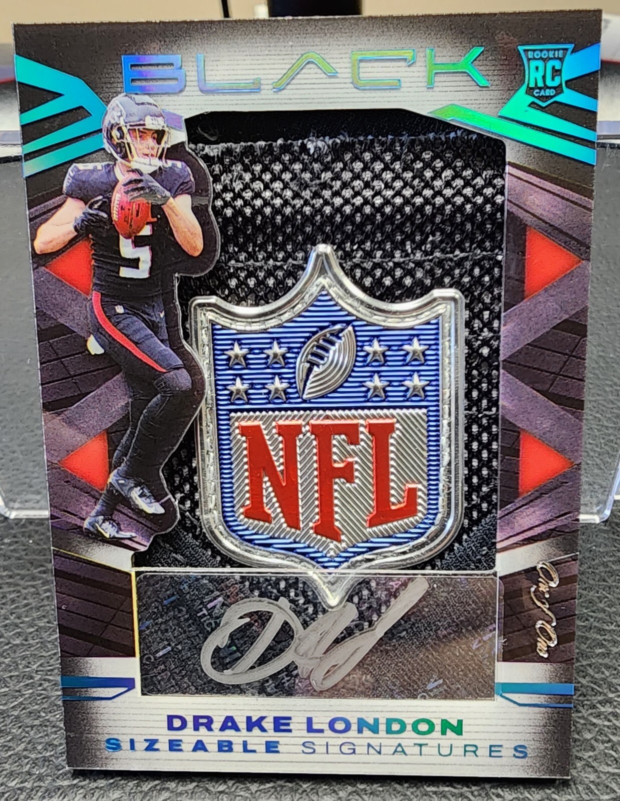 Drake London 1/1 2022 Panini Black Rookie Patch Auto Falcons | eBay