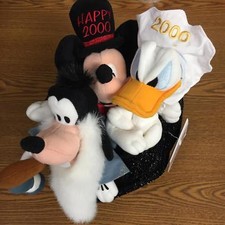 Disney Store 2000 Bean Bag Set Donald Goofy Mickey New Year Plush Plushie Toy