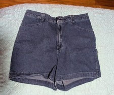 VTG Lee Casuals 14 Medium Mom Jean Shorts High Rise Pleats Dark Blue 2 pocket