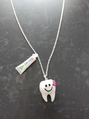 Lindo Collar Pasta de Dientes Sonriente Hada de Dientes Kawaii de Dientes | eBay