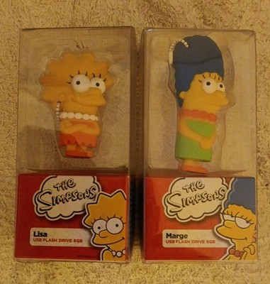 Simpsons 2 USB Flash Drive 8GB Sticks (Lisa & Marge)
