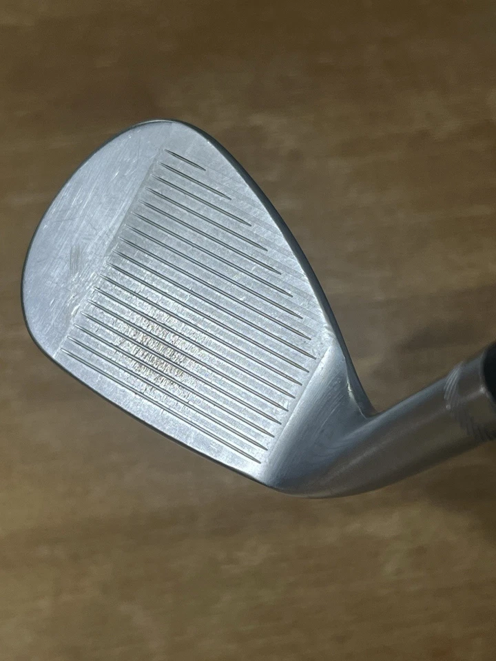 Titleist Vokey SM9 Tour Chrome Gap Wedge 54* Graus S-Grind Custom Grind RH USADO - Imagem 2 de 4