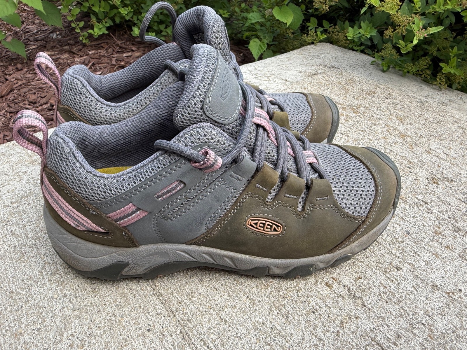 NUOVO! Scarpe Keen donna Steen ventilate verde oliva rosa trail escursionismo taglia 10 5