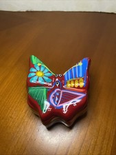 Caja baratija mariposa cerámica mexicana Talavera azul y rosa colores brillantes - usada en excelente estado