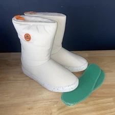 Nortiv 8 Women Beige Winter Boots Size 10 Water Resistant Snow Fur Lined Boots