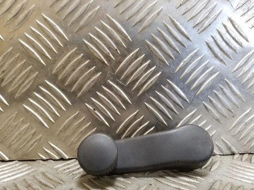 VW PASSAT B3/B4 3A2, 35I Fensteröffnungsgriff 3A0837581 1.9 Diesel 66kw 32161769