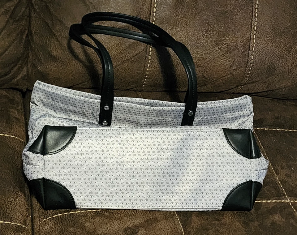 Calvin Klein Teodora Tote ck logo bag purse silver/black - Image 3 of 4