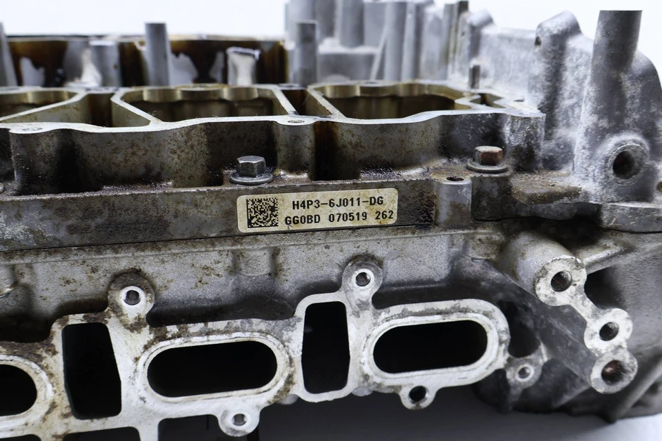 Land Rover Range Rover Sport 2019-2021 2,0 L - culata del motor LR117019 Foto 3 de 4