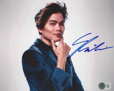 SHIN LIM - MAGICIAN SIGNED 8x10 PHOTO 2 LAS VEGAS ILLUSIONIST BECKETT BAS COA