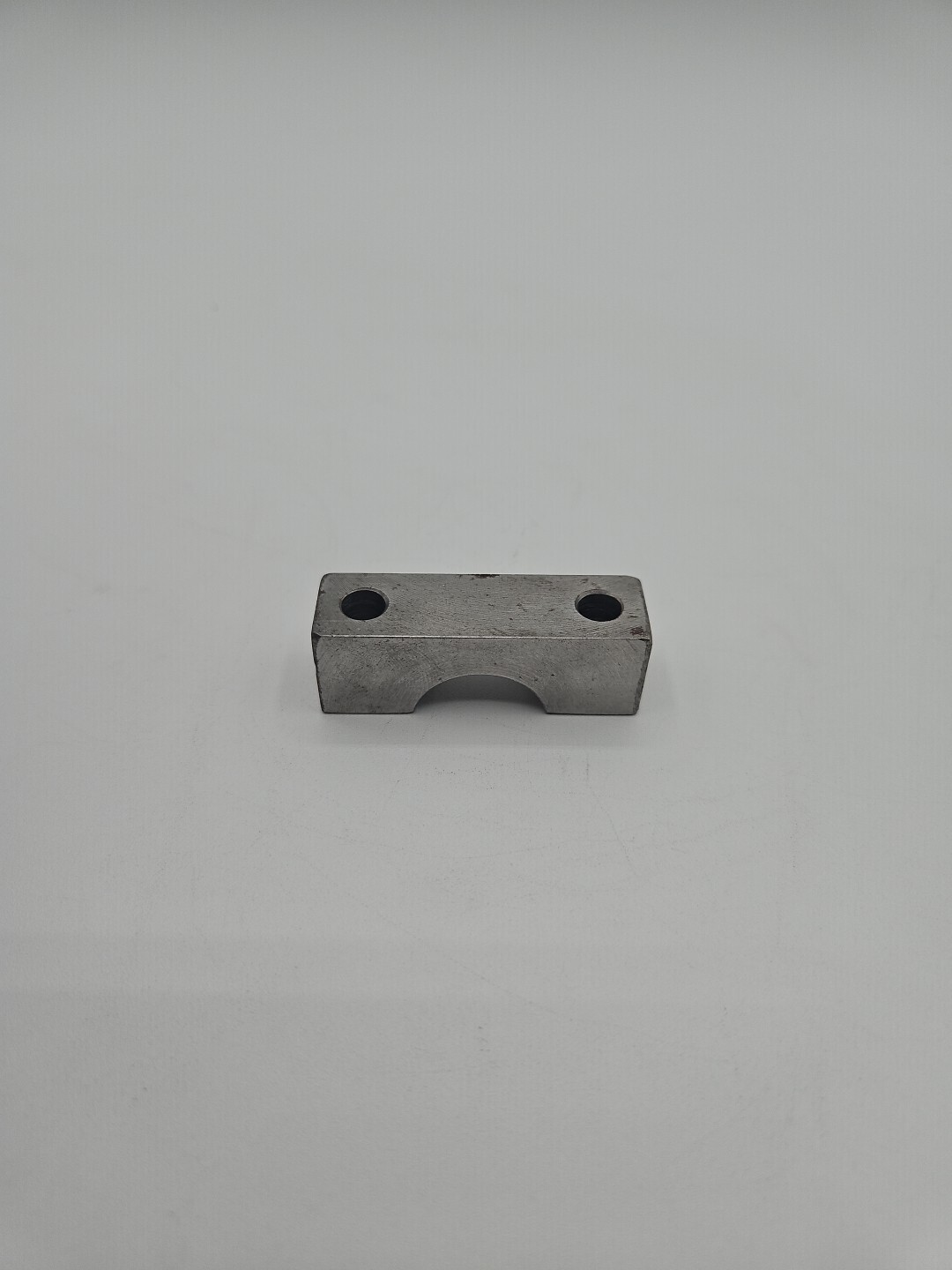 BENTLEY & ROLLS ROYCE HALF CLAMP BALANCE PIPE (UR26623)