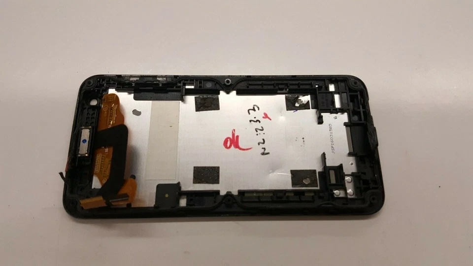 Digitalizador de pantalla LCD Kyocera Hydro Air C6740 OEM Foto 2 de 4