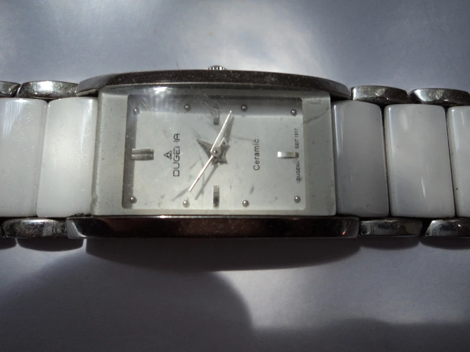 Dugena Klassische Model, hübsche XL Damenarmbanduhr/Keramik armband - Bild 4 von 4