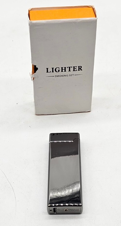 cigarette lighter set Valuetainment Golden Cigar features a classic lighter for him and a slim lighter for her SEMKONT Triple Jet Cigar Lighter