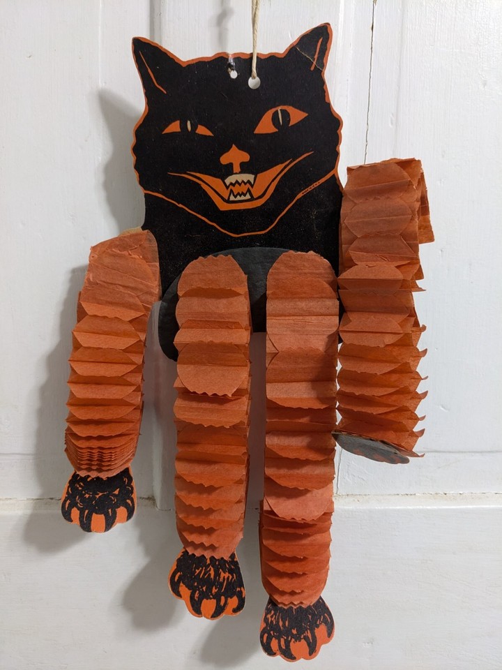Halloween vintage cat crepe paper legs & body expands die cut