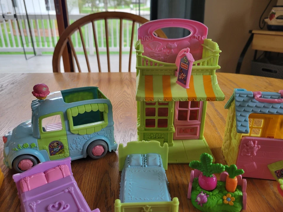Fisher Price Lote Sweet Streets Loving Family Mattel Casa de Muñecas Figuras Muebles Foto 4 de 4