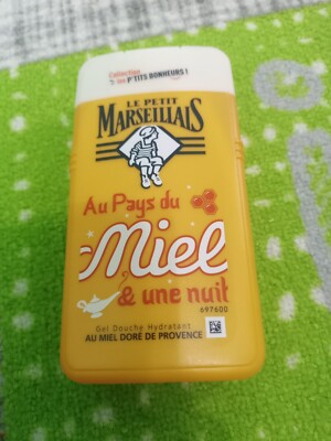Le Petit Marseillais Moisturising Shower Gel with Honey 250 ml with neutral PH