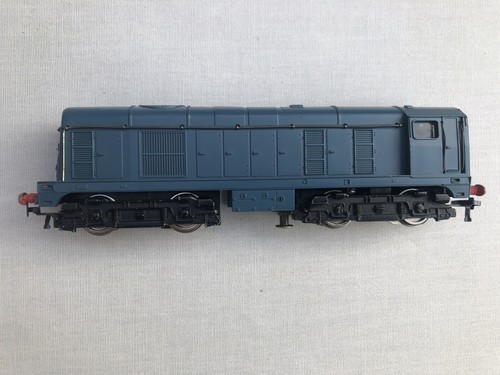 Hornby Dublo 31030 3-Rail OO Gauge BR Class 20 Diesel Blue Repaint VGC & Runner - Picture 13 of 16