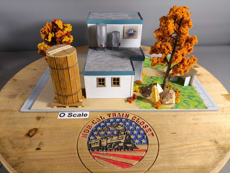 O Scale Tillamook Cheese Factory Diorama, Craftsman style 16x12  lot# BL62