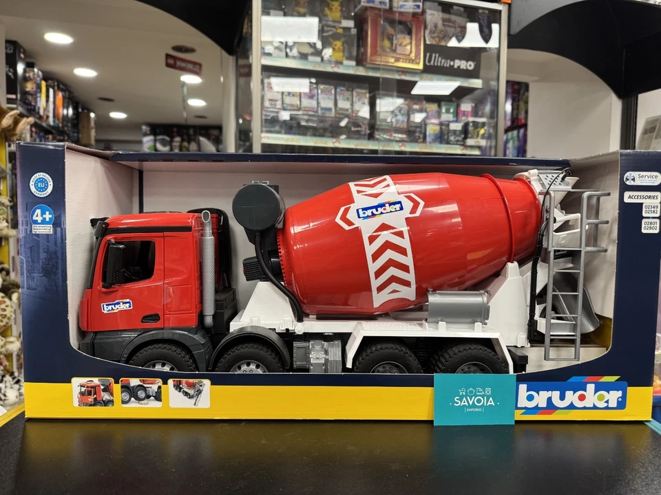 BRUDER 03655 - scala 1:16 - CAMION BETONIERA MERCEDES BENZ AROCS ROSSA - NUOVO - Immagine 2 di 4