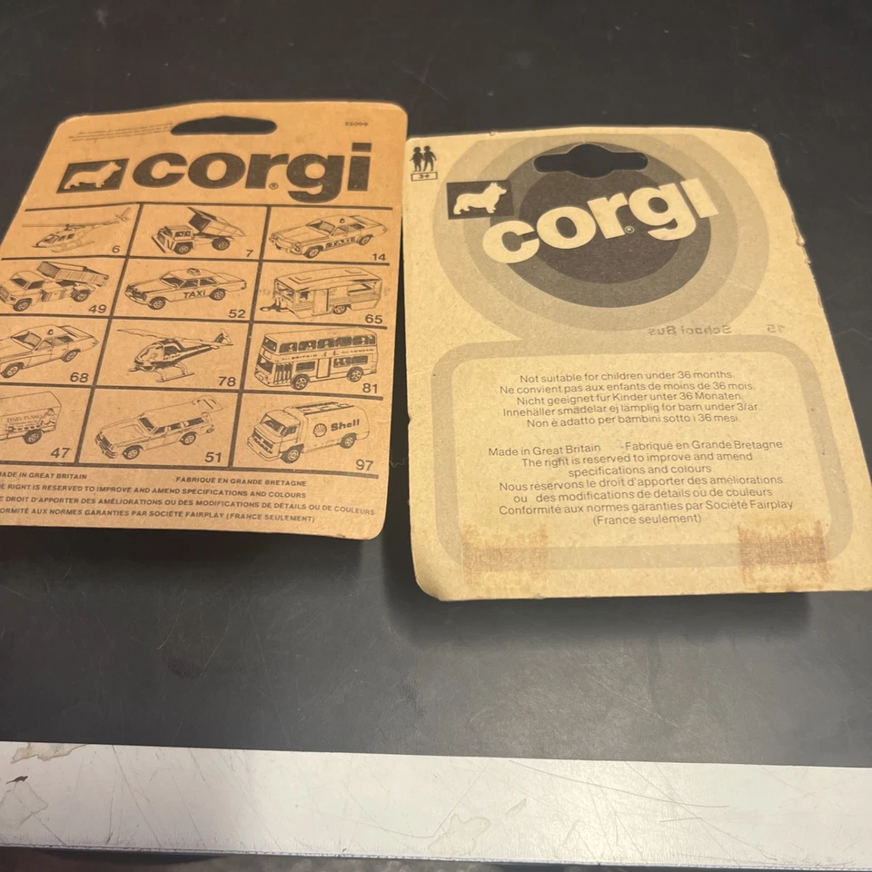 2 autobuses escolares CORGI Junior amarillos de colección todavía en paquete Foto 4 de 4