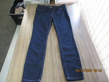 NWOT VERA WANG Simply Vera Blue Denim Legging...