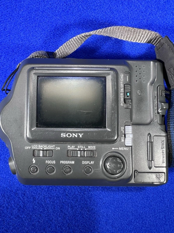 Sony Mavica MVC-FD200 2.0 MP Digital Camera-Battery Included-UNTESTED. E006 - Image 4 of 4