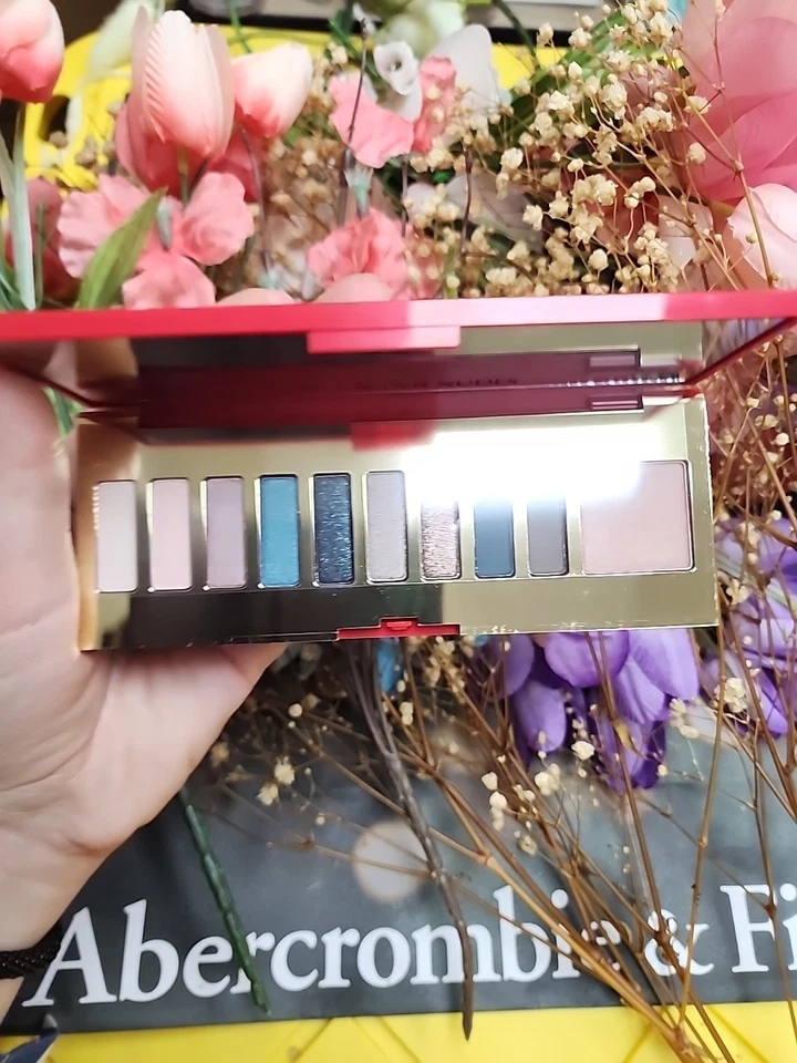 Estee Lauder Pure Color Envy Eye and Cheek Palette - Nudes (Special Edition Sz) - Image 2 of 4