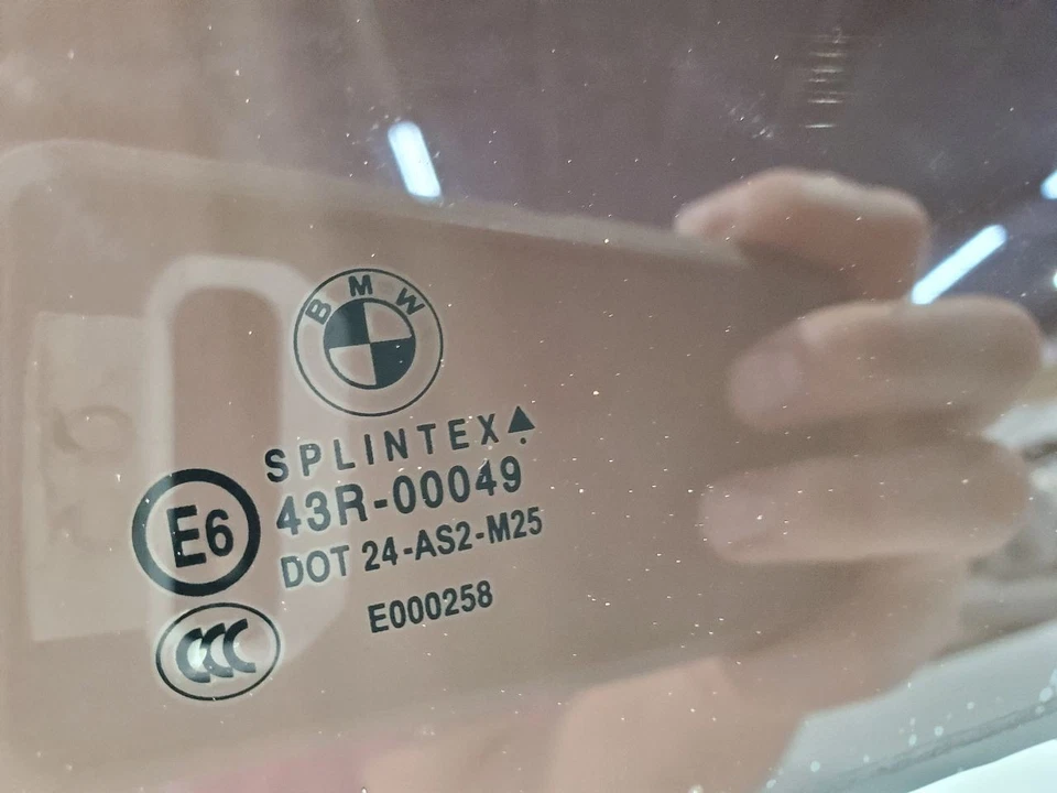 BMW 525I 2004 2005 2006 2007 OEM puerta trasera izquierda vidrio Foto 3 de 4