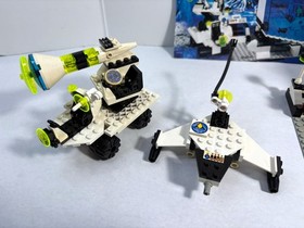 LEGO Space:  Exploriens: Android Base 6958 (1996) + Alien Fossilizer 6854