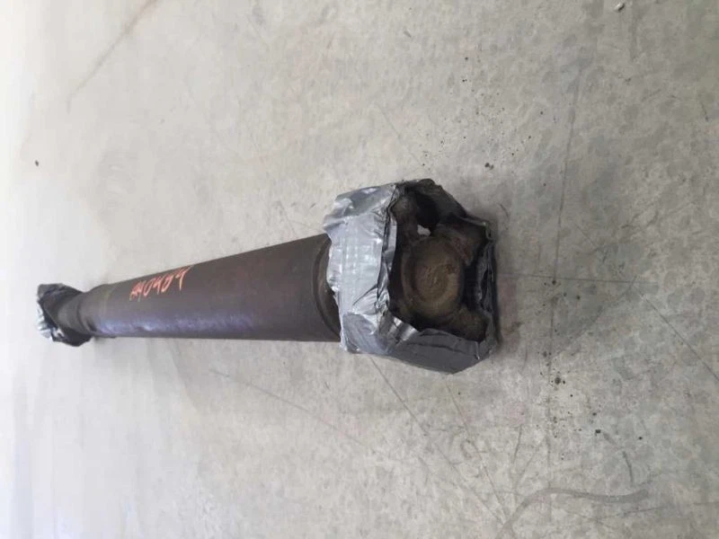 88 89 90 91 92 93 94 95 96 FORD F250 7,3 L 4x4 5 velocidades eje de transmisión delantero manual Foto 2 de 4