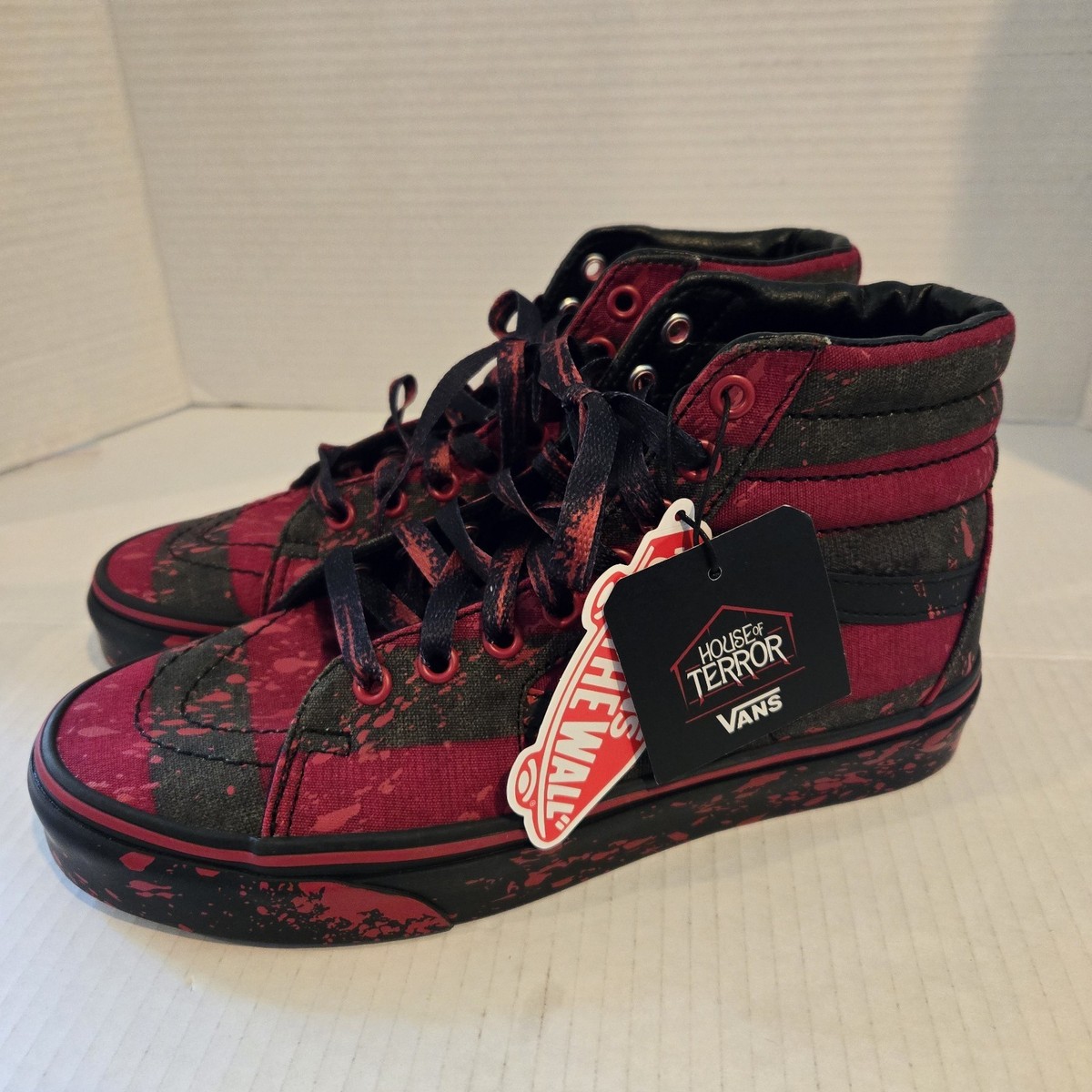 VANS SK8-HI エルム街の悪夢 Vans】A Nightmare on Elm Street【SK8-HI】 - YouTube