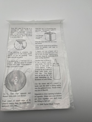 Cupcake Pincushion Pattern Cindy Taylor Oates Taylor Made Designs NIP - Picture 3 of 4