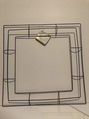 NWT Floral Garden Square Metal Wire Wreath Frame 1ea 14