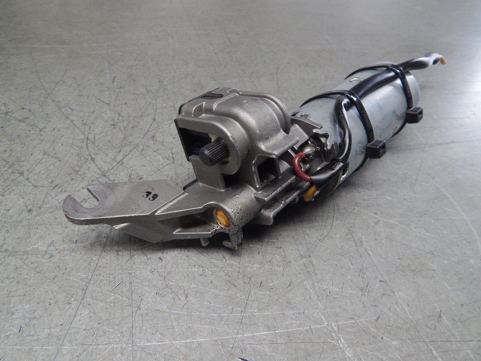 MASERATI GRANTURISMO CONVERTIBLE FRONT DRIVE MOTOR  0390201675 - REMANUFACTURED