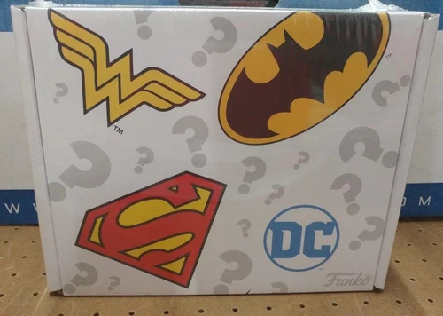 2016 FUNKO Walmart Exclusive Black Friday Pop Vinyl Mystery Box Batman DC Comics