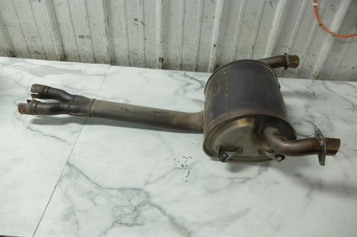 06 Yamaha Apex RTX RX 10 1000 Snowmobile muffler pipe 06 Yamaha Apex RTX RX 10 1000 Snowmobile muffler pipe